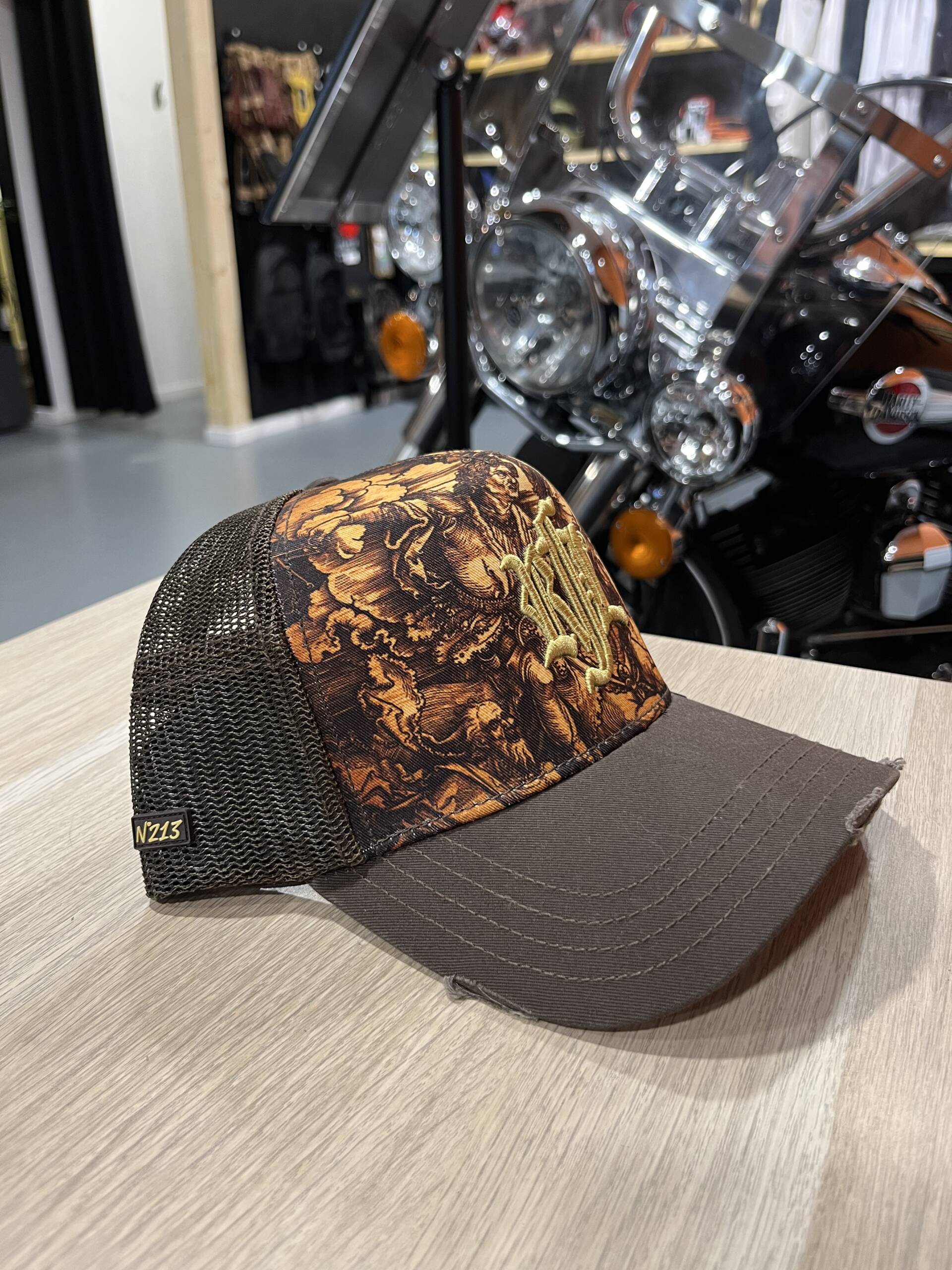 N°213 - MASTERPIECE (700EX)