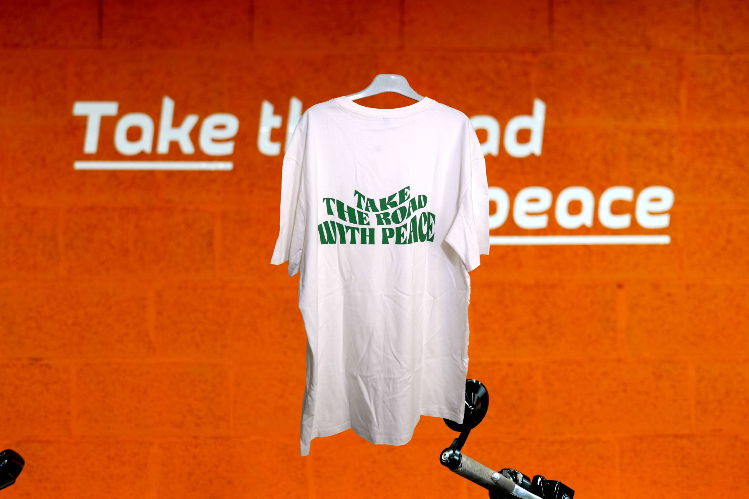 TEE SHIRT LOGO RIDE & PEACE BLANC – Image 6